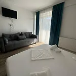 Ayana Apartament *
