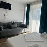 Apartament Ayana *